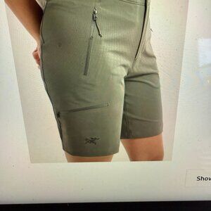 ARCTERYX GAMMA SHORT 9" WOMENS NWT ~ SIZE: 14